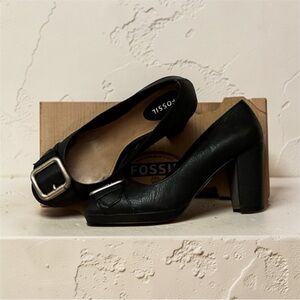 Fossil Black open toe heels